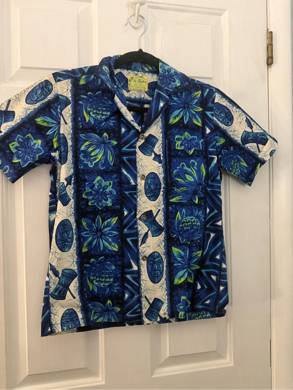 Vintage 60s Ui-Maikai Hawaiian Aloha Shirt Blue Tiki Pineapple